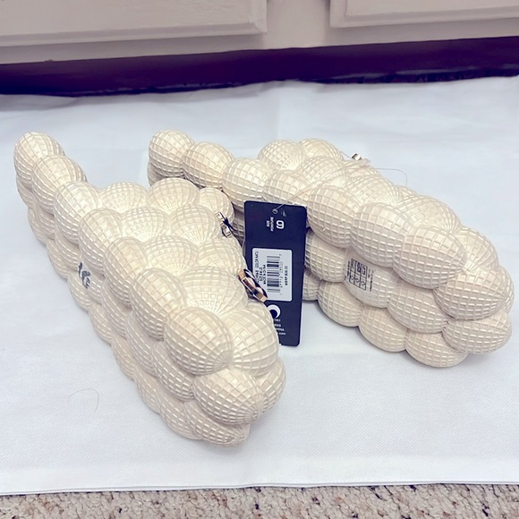 CoXist-Bubble Slides w/ Designer Inspired Charms-Sz 9-NWT - Picture 5 of 7